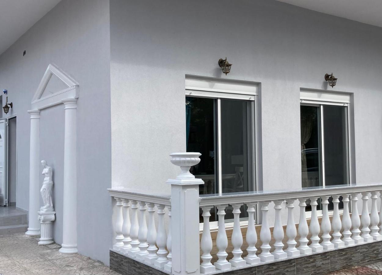 Villa Ulyana Sarti - Ancient Greece In Center Екстериор снимка